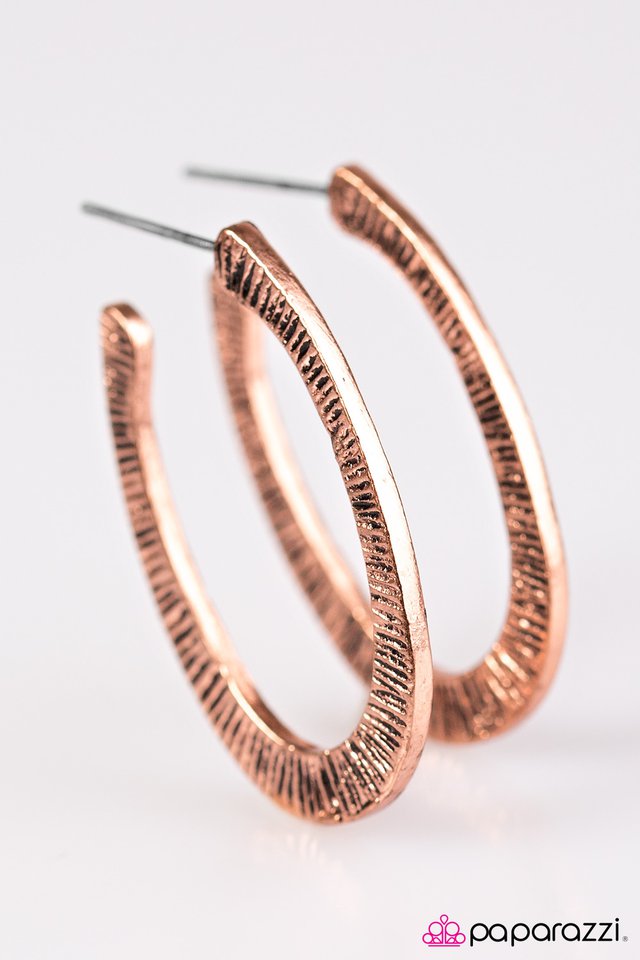 Paparazzi ♥ Dont Sweat the Small Stuff - Copper ♥ Earrings
