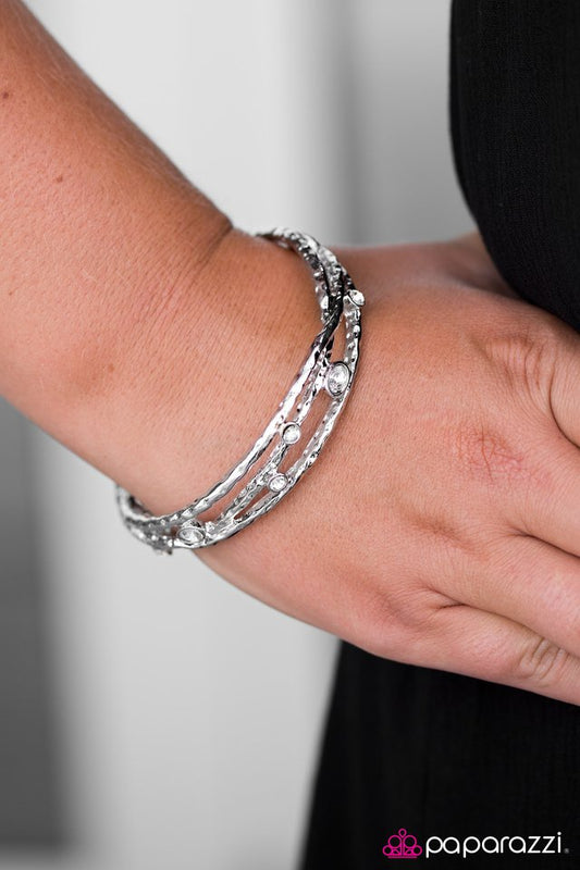 glitter-fever-white-p9re-wtxx-130xx