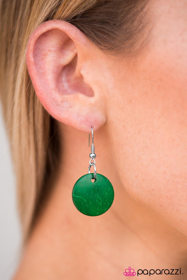 Paparazzi ♥ Tiki Tango - Green ♥ Necklace