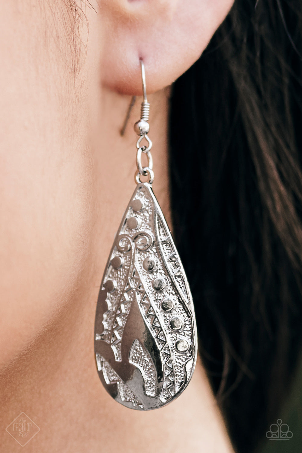 Paparazzi ♥ Token Texture ♥  Earrings