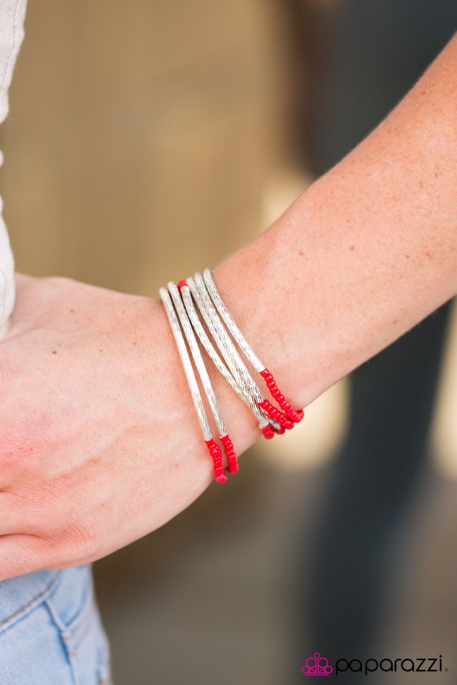 shimmer-over-here-red-p9se-rdxx-096xx