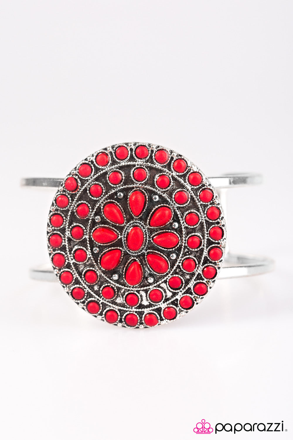 Paparazzi ♥ Blooming Deserts - Red ♥  Bracelet