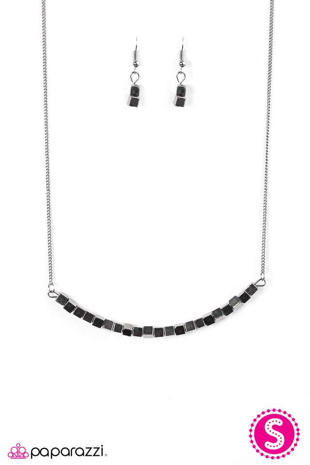 Paparazzi ♥ Boombox Baby - Black ♥ Necklace