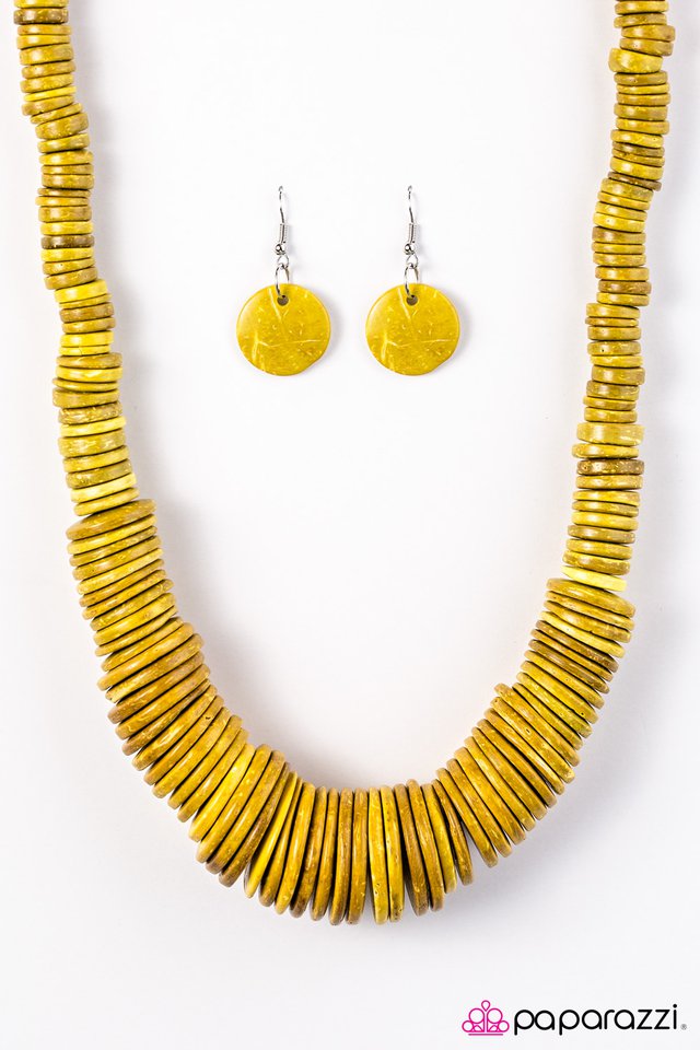 Paparazzi ♥ SHORE Thing - Yellow ♥ Necklace