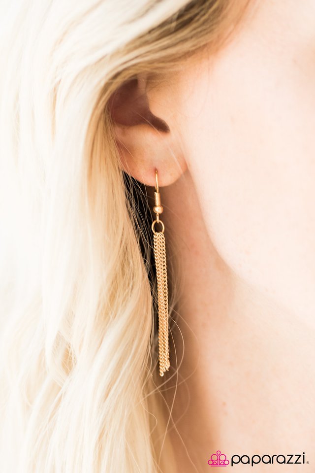 Paparazzi ♥ You Gotta Climb - Gold ♥ Necklace