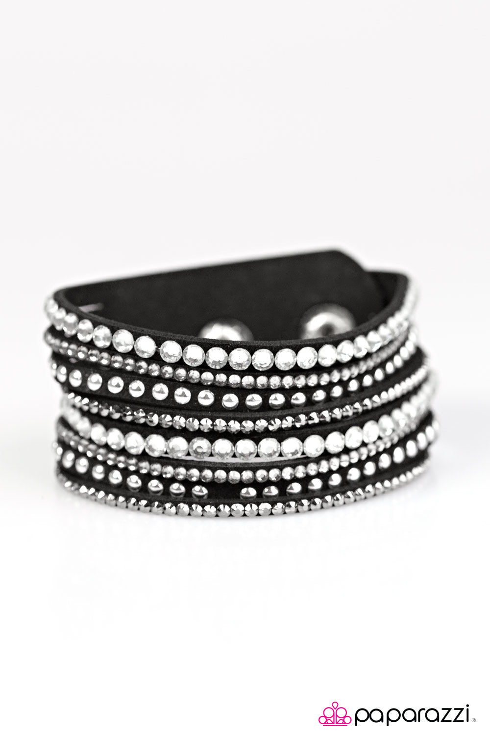Paparazzi ♥ Guitars and Glitter - Black ♥  Bracelet