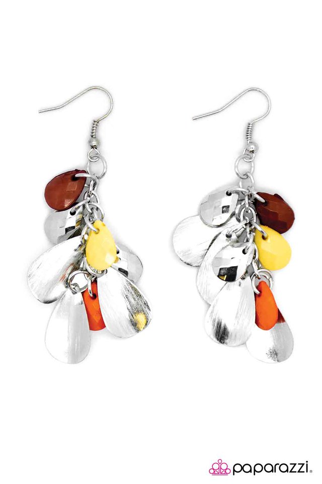 Paparazzi ♥ Sounds of Sophistication - Orange ♥ Earrings