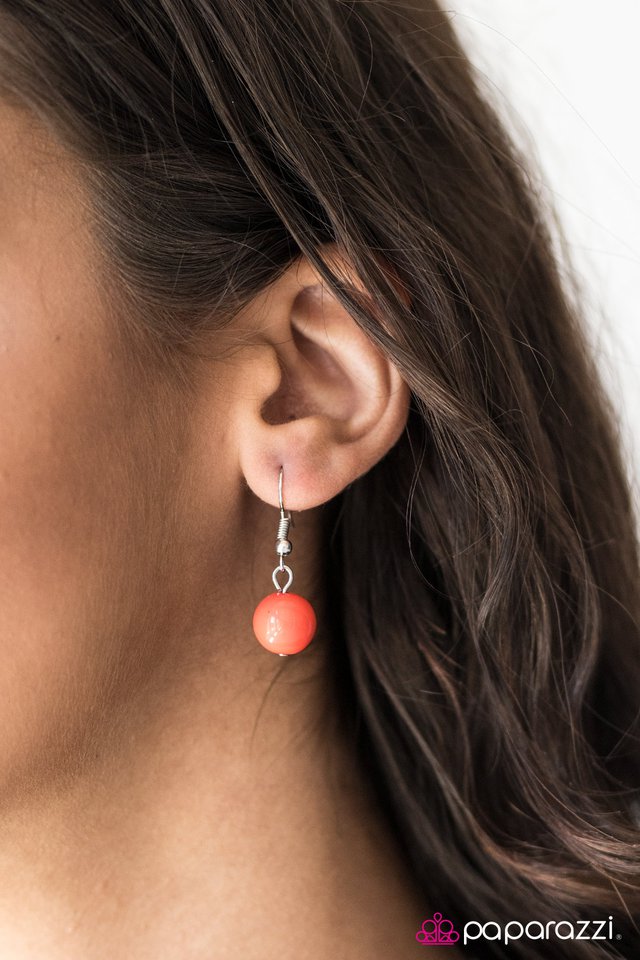 Paparazzi ♥ Rainbow Radiance - Orange ♥ Necklace