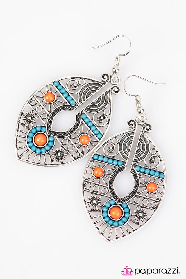 Paparazzi ♥ Away We CONGO! 2 - Multi ♥ Earrings