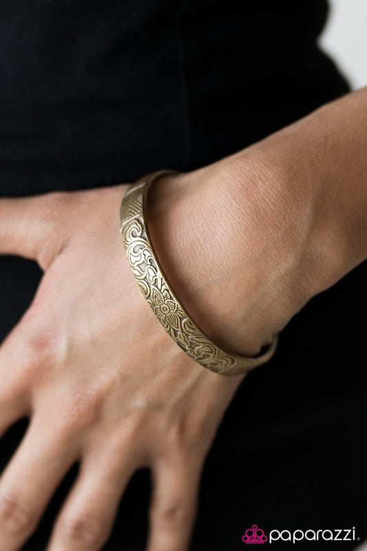 garden-grandeur-brass-p9tr-brxx-044xx