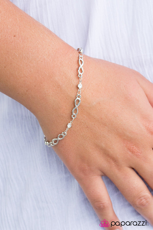 endless-excellence-white-p9re-wtxx-132xx