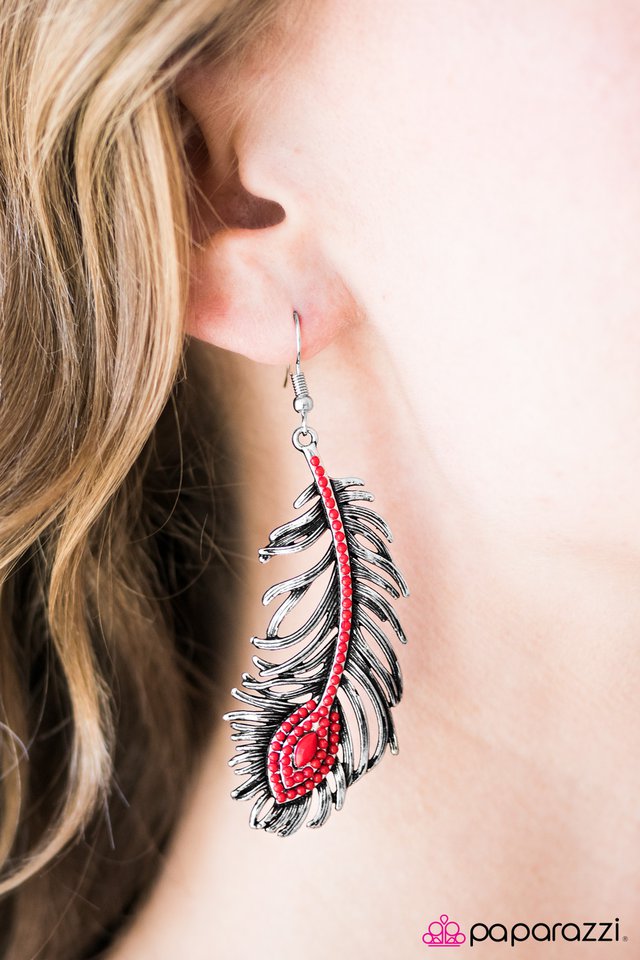 fallen-feather-red-p5se-rdxx-064xx