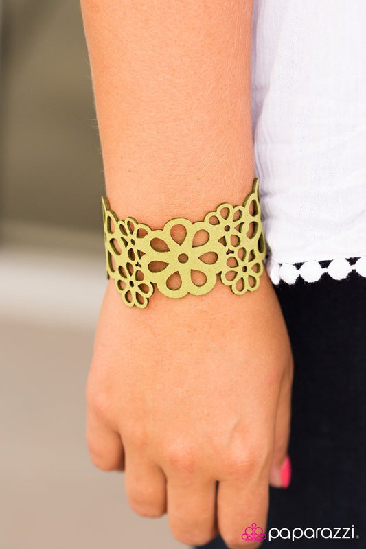 lifes-a-garden-green-p9ur-grxx-014xx