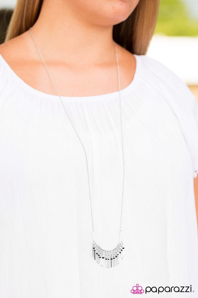 Paparazzi ♥ Sonoran Sunset - Black ♥ Necklace