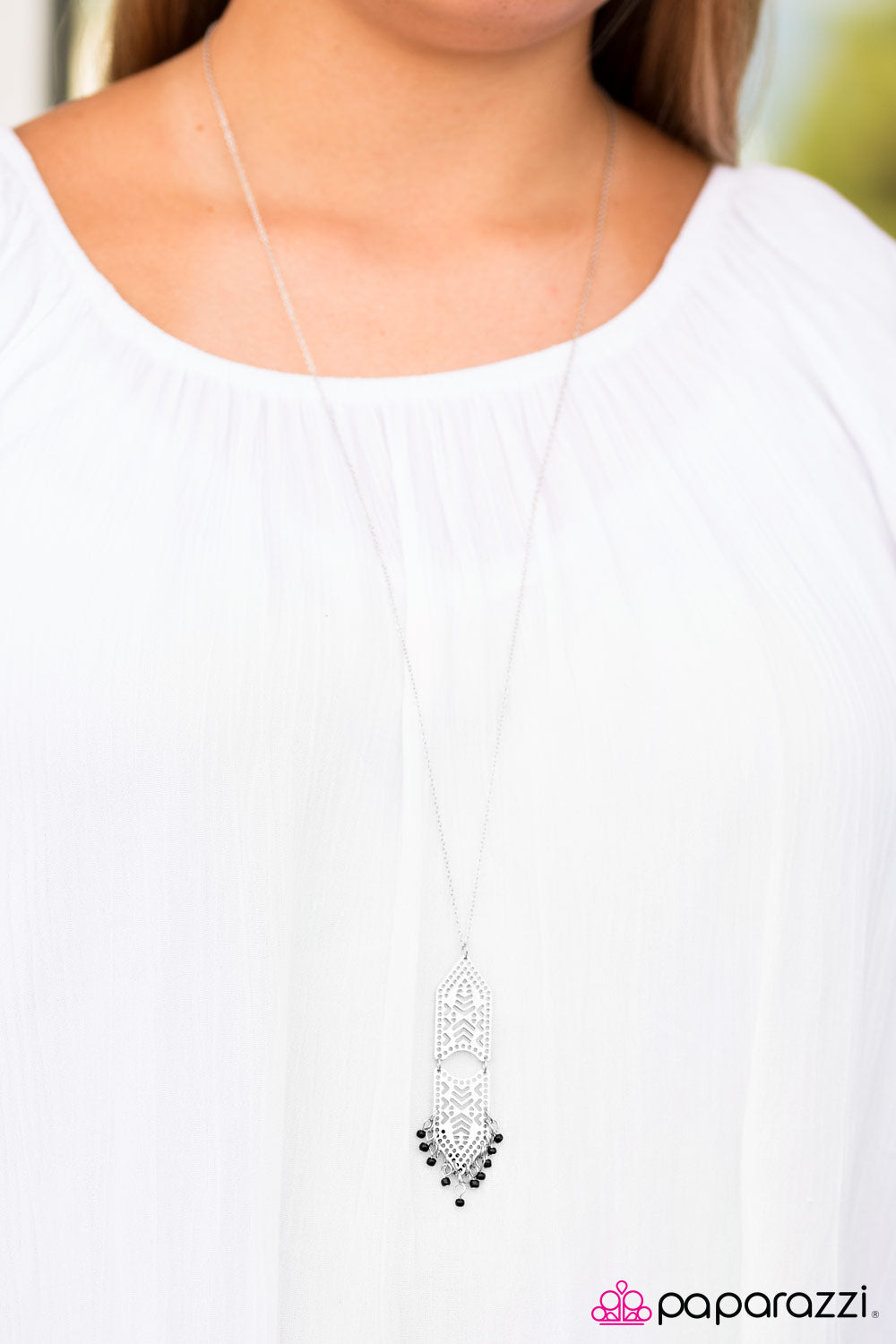 go-your-own-way-black-p2tr-bkxx-052xx