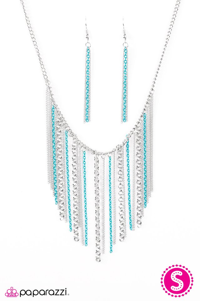 Paparazzi ♥ Dare To Be Different - Blue ♥ Necklace