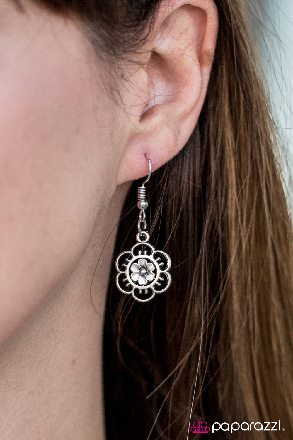 Paparazzi ♥ BLOOM Or Bust - Silver ♥  Necklace