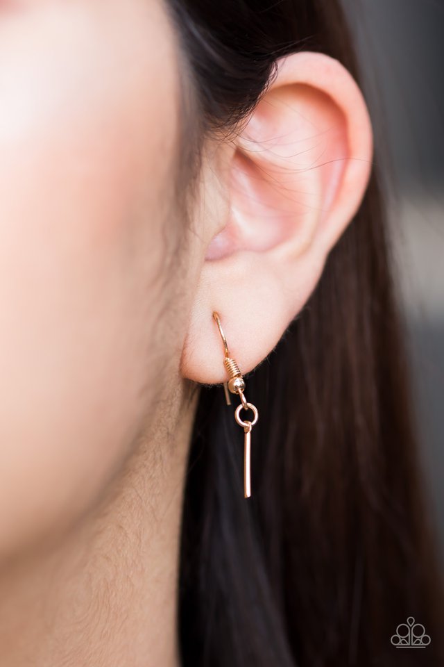 Paparazzi ♥ Shes A Beast - Gold ♥ Necklace