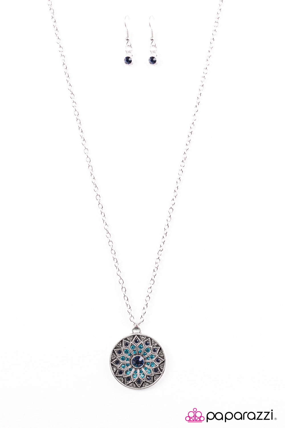 Paparazzi ♥ Feel Like A MEDALLION Bucks - Blue ♥  Necklace