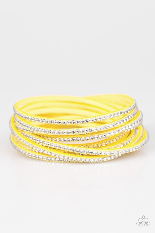 do-the-hustle-yellow-p9di-uryw-011xx