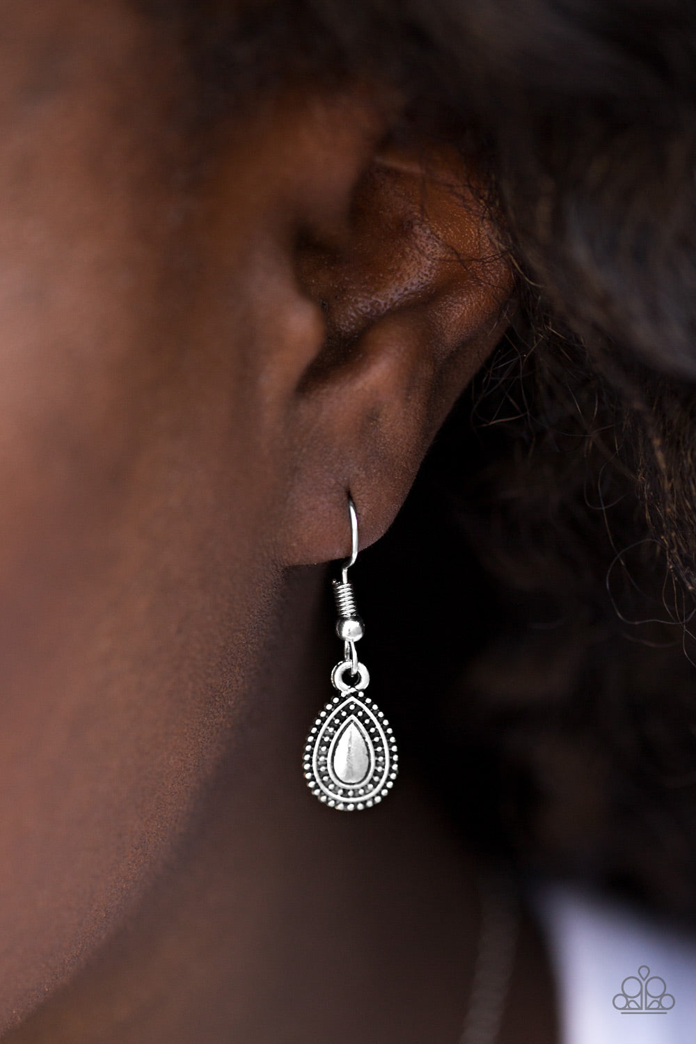 Paparazzi ♥ Desert Storm - Pink ♥  Necklace