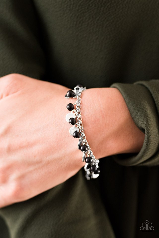 Paparazzi ♥ Triassic Tease - Black ♥ Bracelet