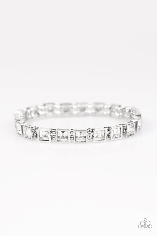 a-glam-of-few-words-white-p9re-wtxx-133xx