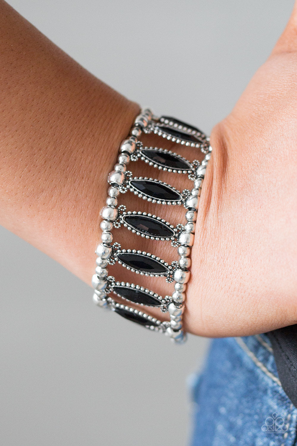 Paparazzi ♥ A Self-Made GLAM - Black ♥  Bracelet