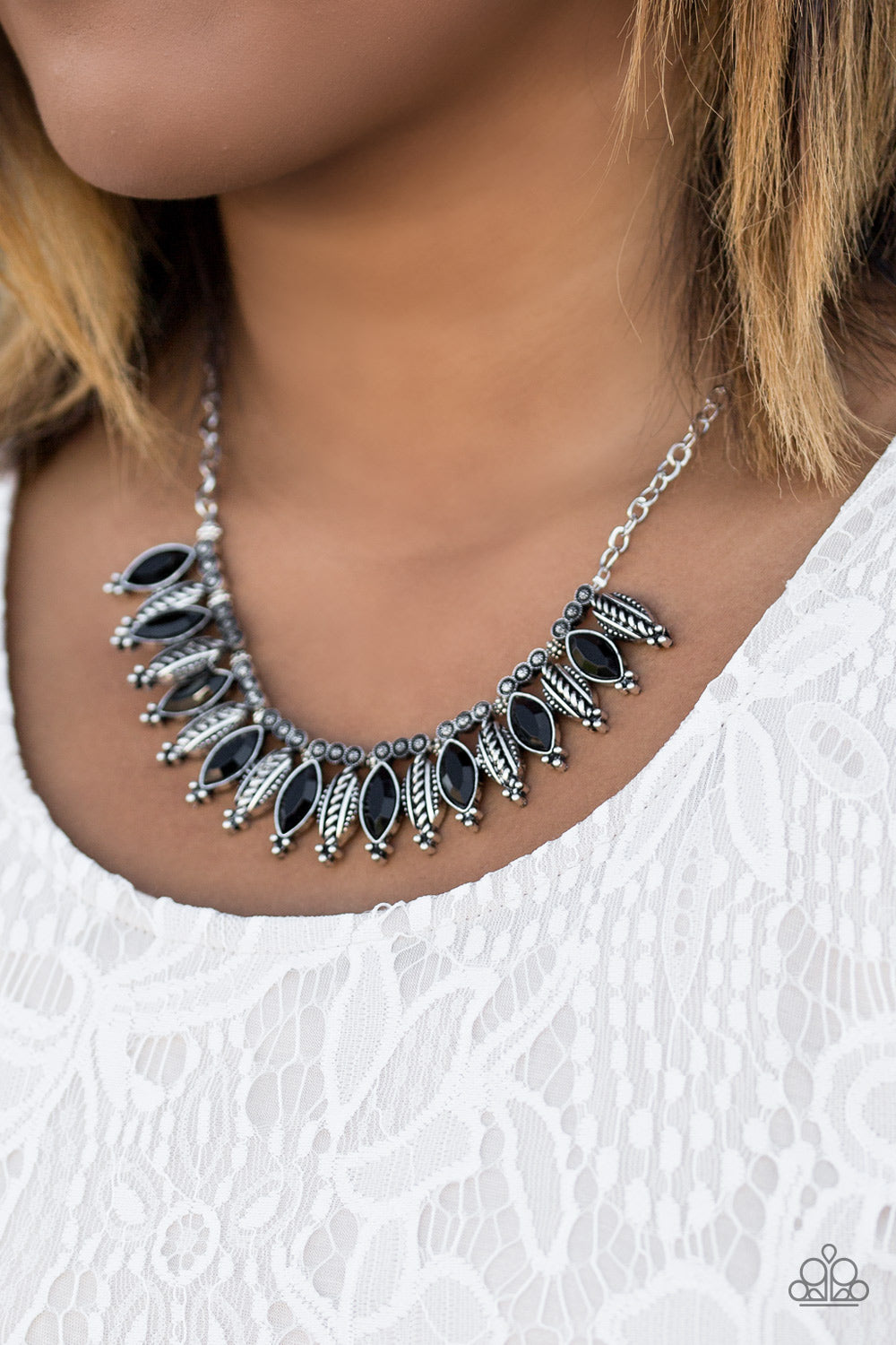 Paparazzi ♥ Jungle Jamboree - Black ♥  Necklace