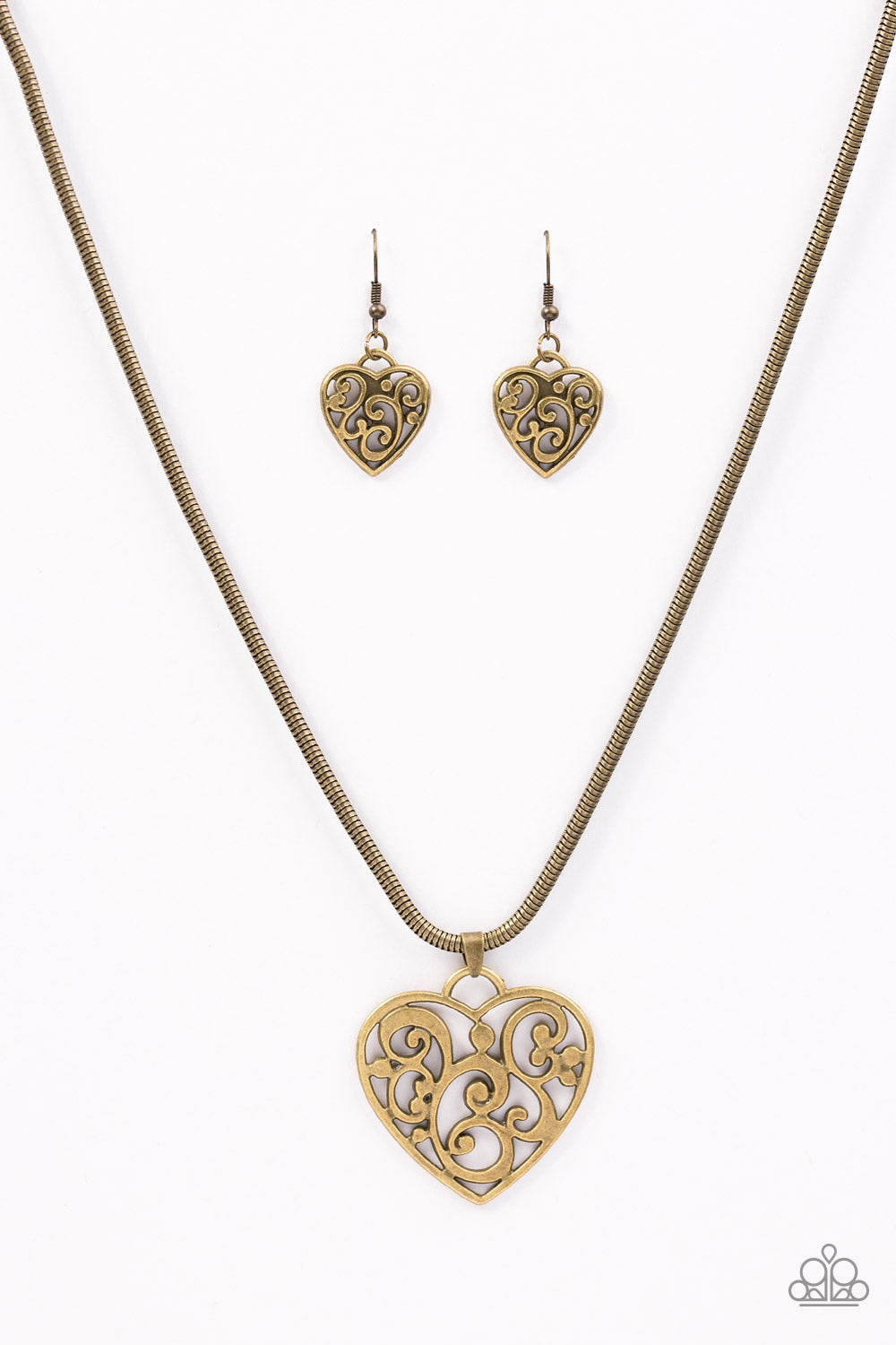 filigree-your-heart-with-love-brass-p2wh-brxx-090xx