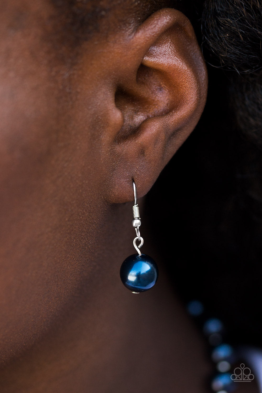 Paparazzi ♥ GLAM Straight! - Blue ♥  Necklace