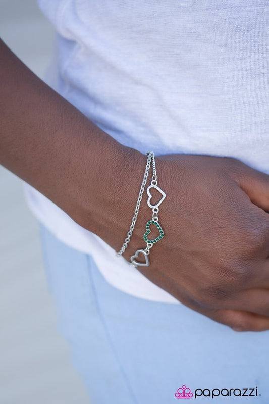 love-is-everywhere-green-p9wh-grxx-098xx