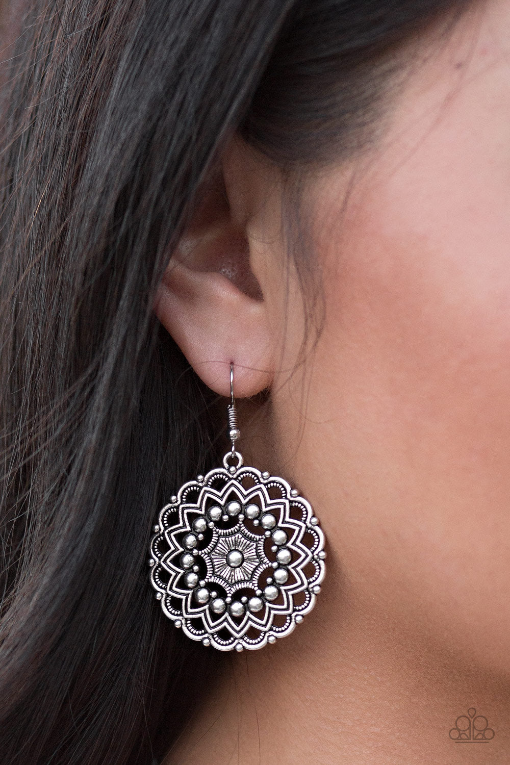 Paparazzi ♥ Tahitian Terrace - Silver ♥  Earrings