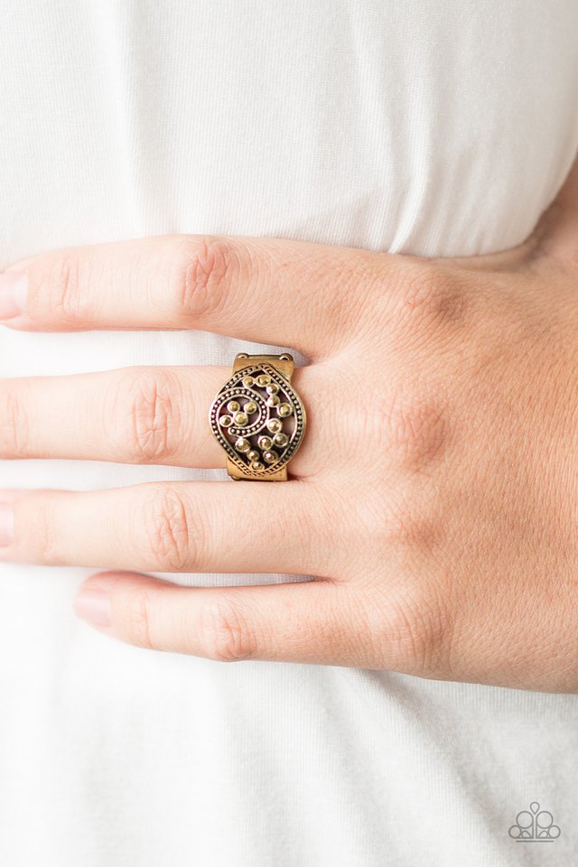 Paparazzi ♥ Tsunami Shine - Brass ♥ Ring
