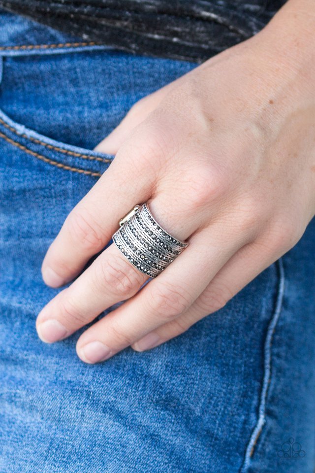 Paparazzi ♥ Be Your Own GLAM - Silver ♥ Ring