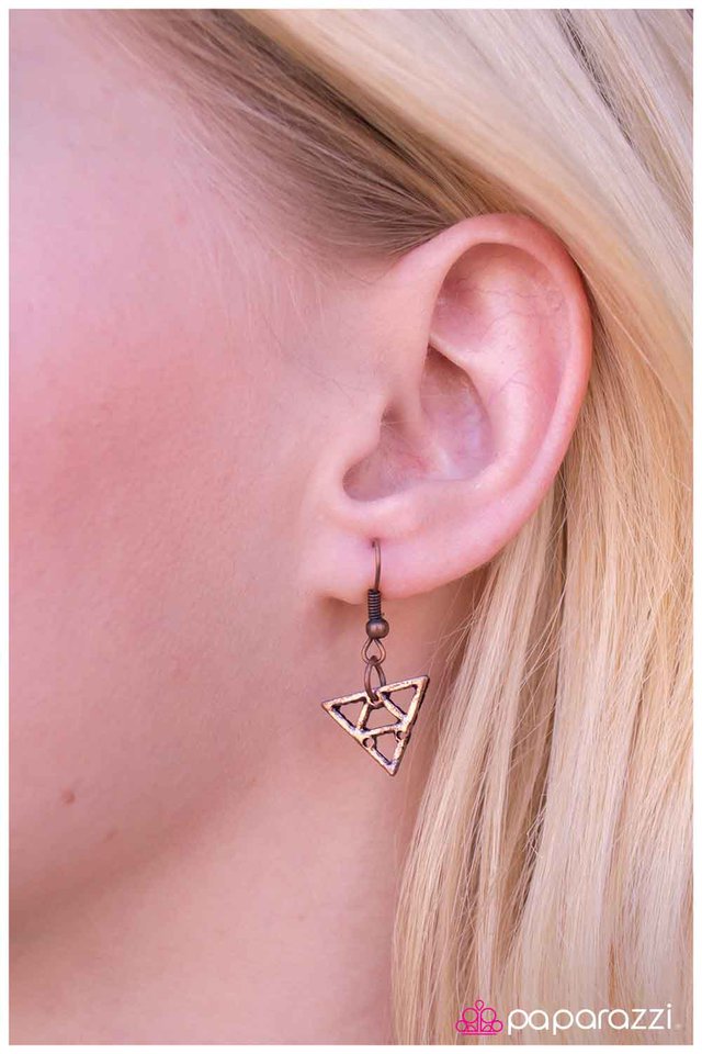 Paparazzi ♥ All Signs Point to Yes - Copper ♥ Necklace