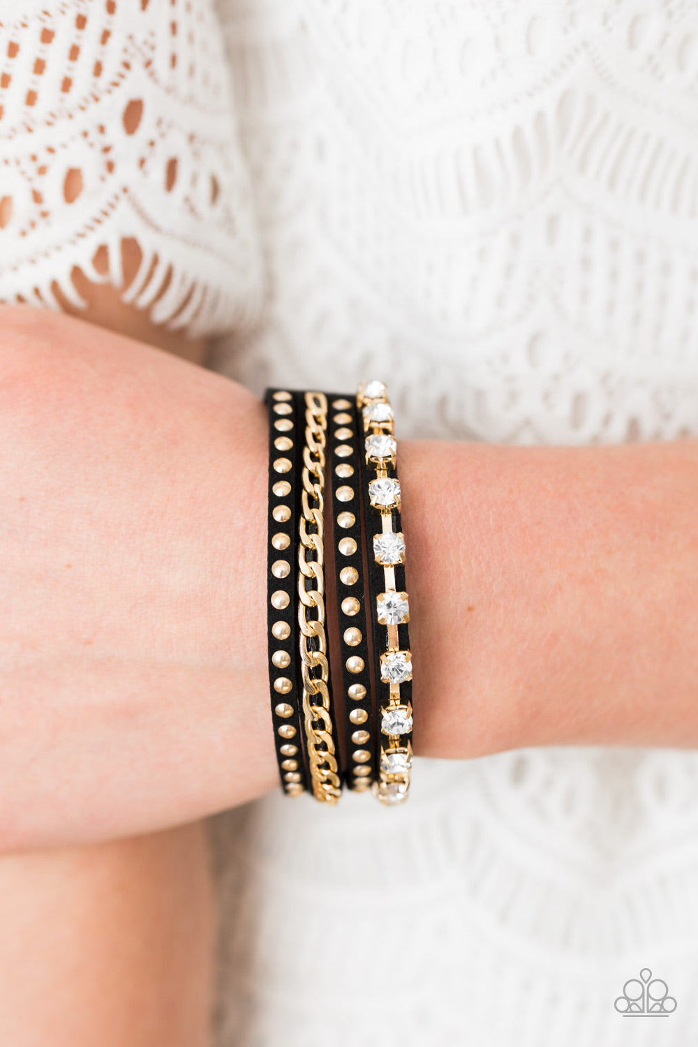 Paparazzi ♥ You Talkin To Me? - Black/Gold ♥  Bracelet