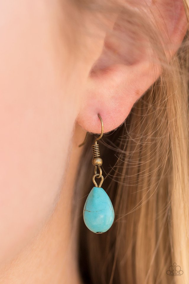 Paparazzi ♥ Too Many Chiefs - Brass ♥ Necklace