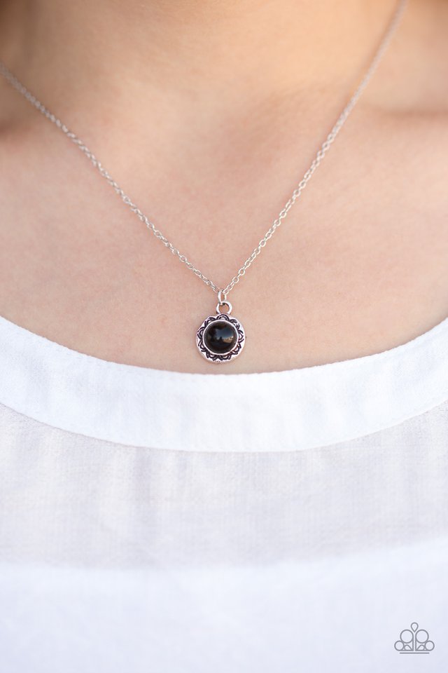 Paparazzi ♥ Wildflower Waltz - Black ♥ Necklace