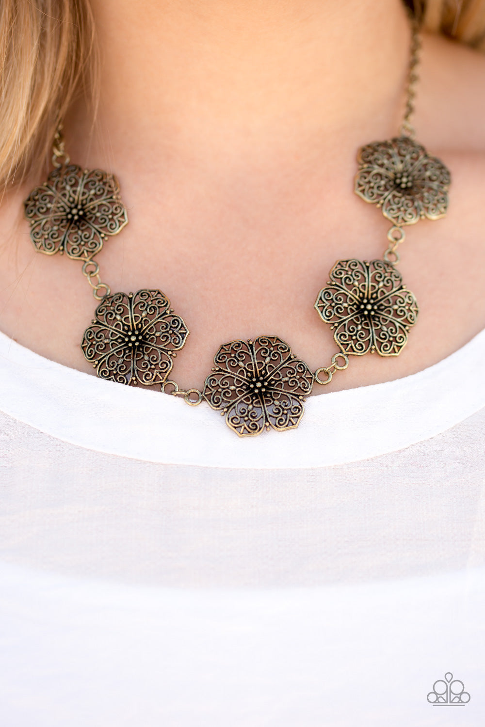 Paparazzi ♥ Floral Fluorescence - Brass ♥  Necklace