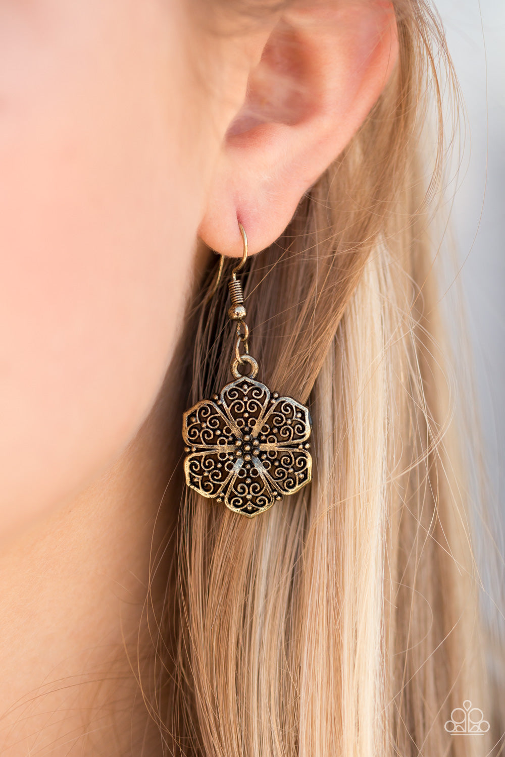 Paparazzi ♥ Floral Fluorescence - Brass ♥  Necklace