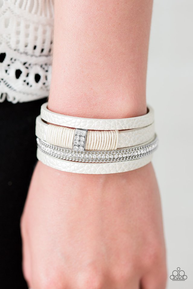 Paparazzi ♥ Glamor-azzi - White ♥ Bracelet