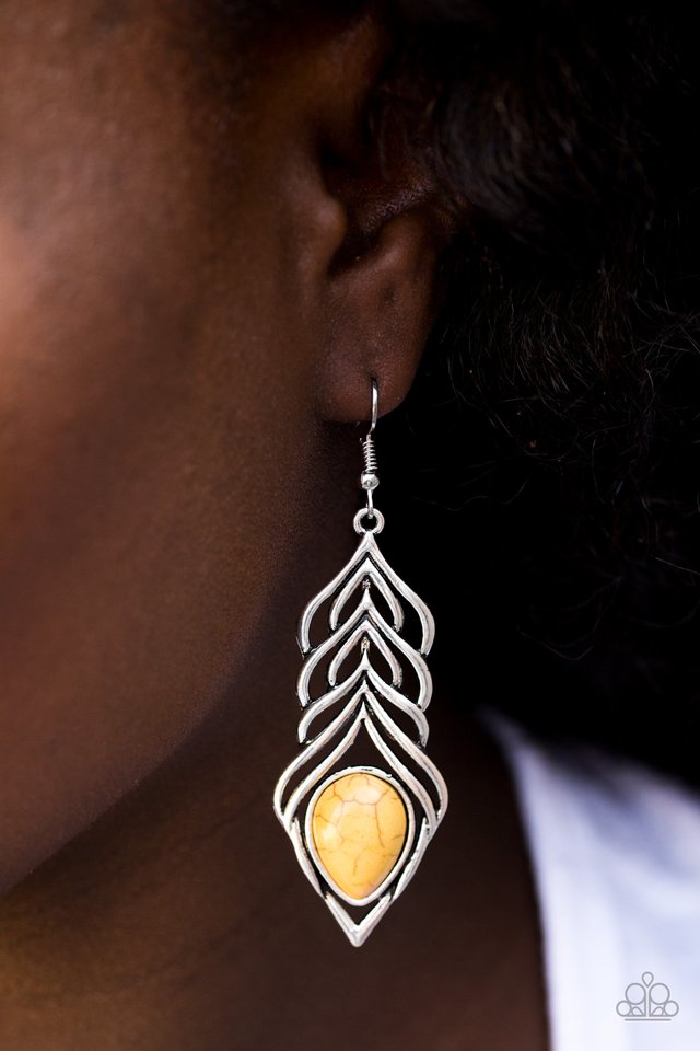 Paparazzi ♥ Swinging Sparrow - Yellow ♥ Earrings