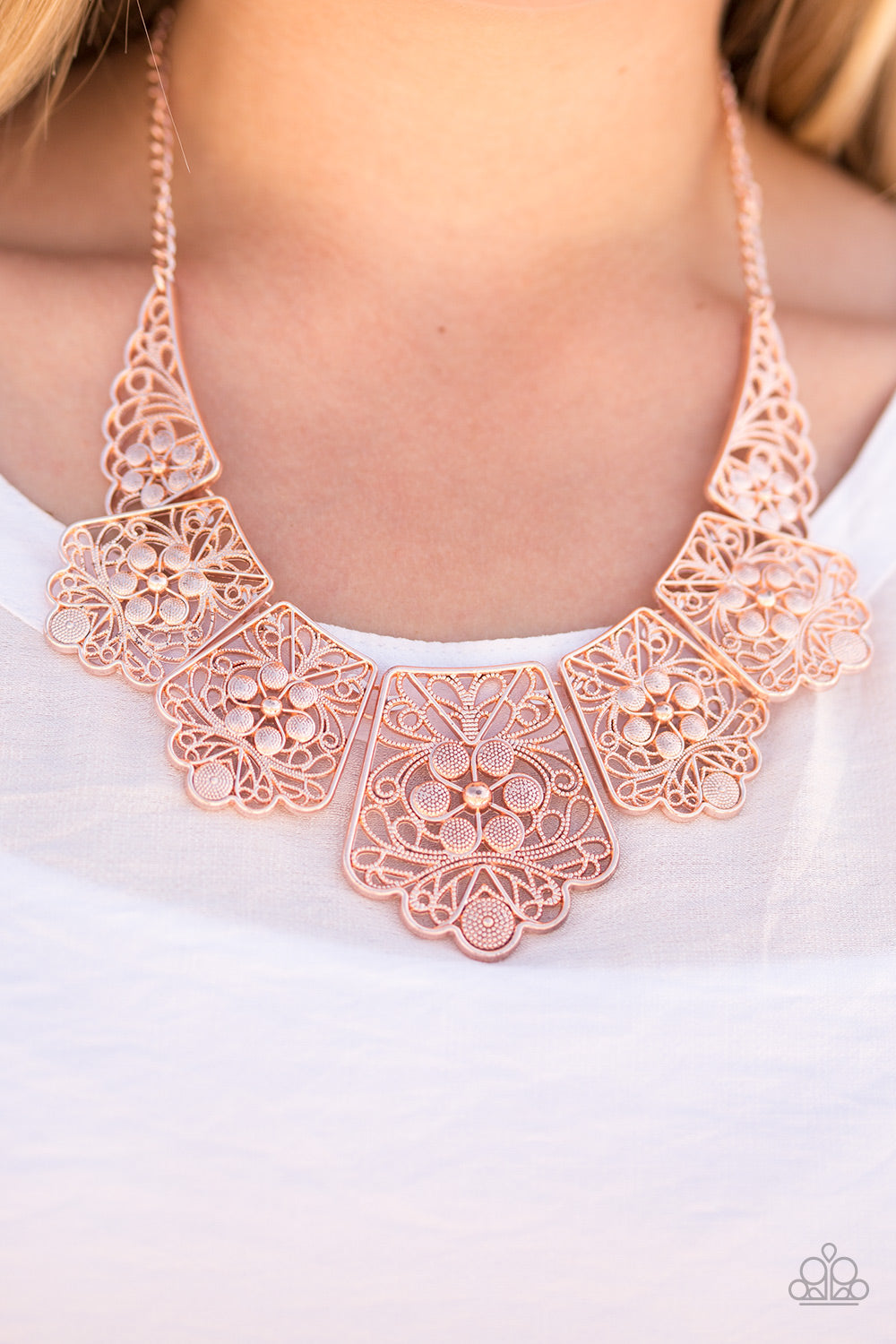 Paparazzi ♥ Native Nature - Rose Gold ♥  Necklace