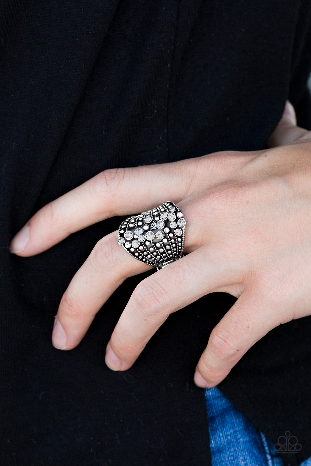 Paparazzi ♥ Spotlight Sparkle - Silver ♥  Ring