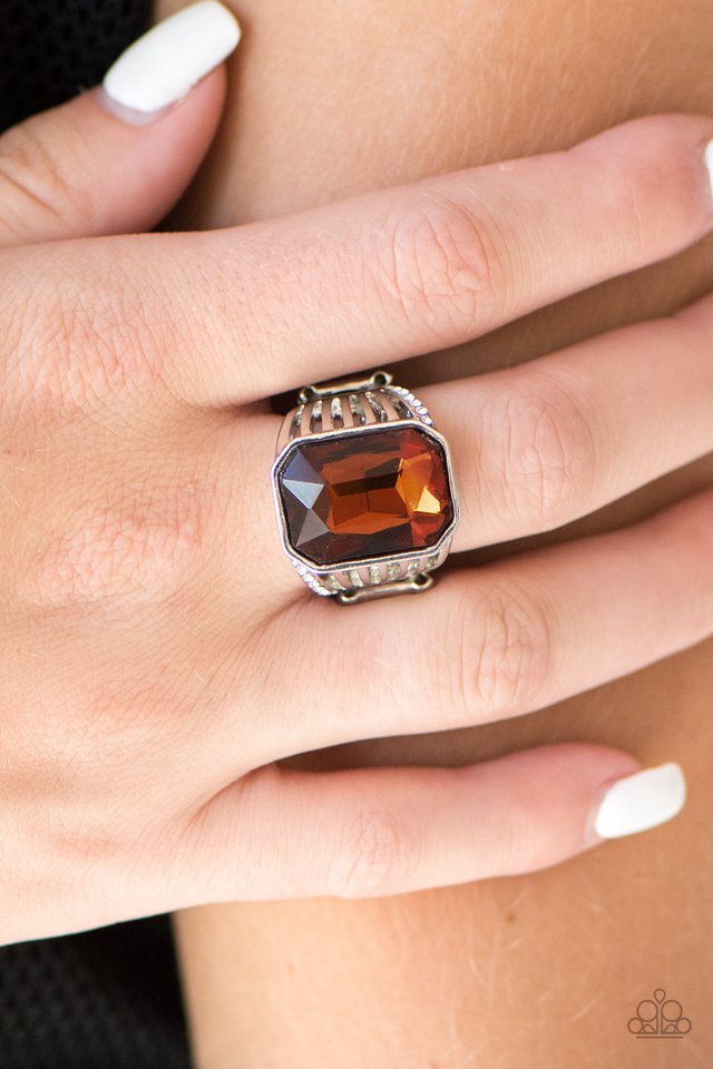 Paparazzi ♥ Make Way For The Champ - Brown ♥ Ring