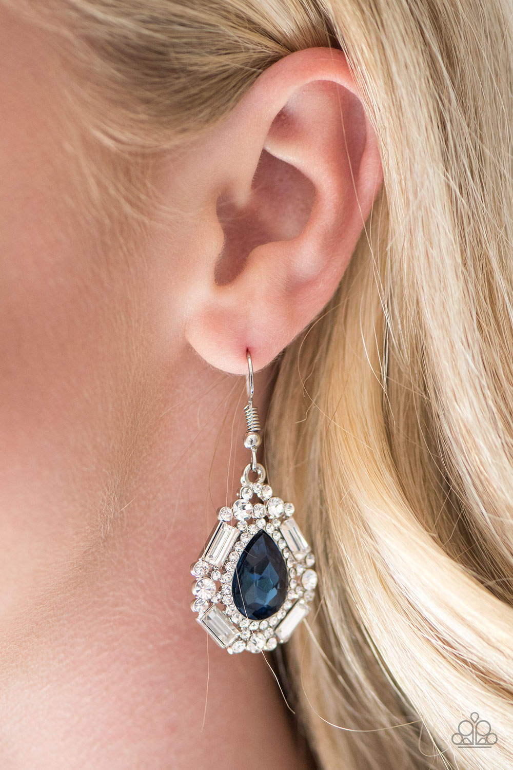 Paparazzi ♥ Movie Star Marvel - Blue ♥  Earrings