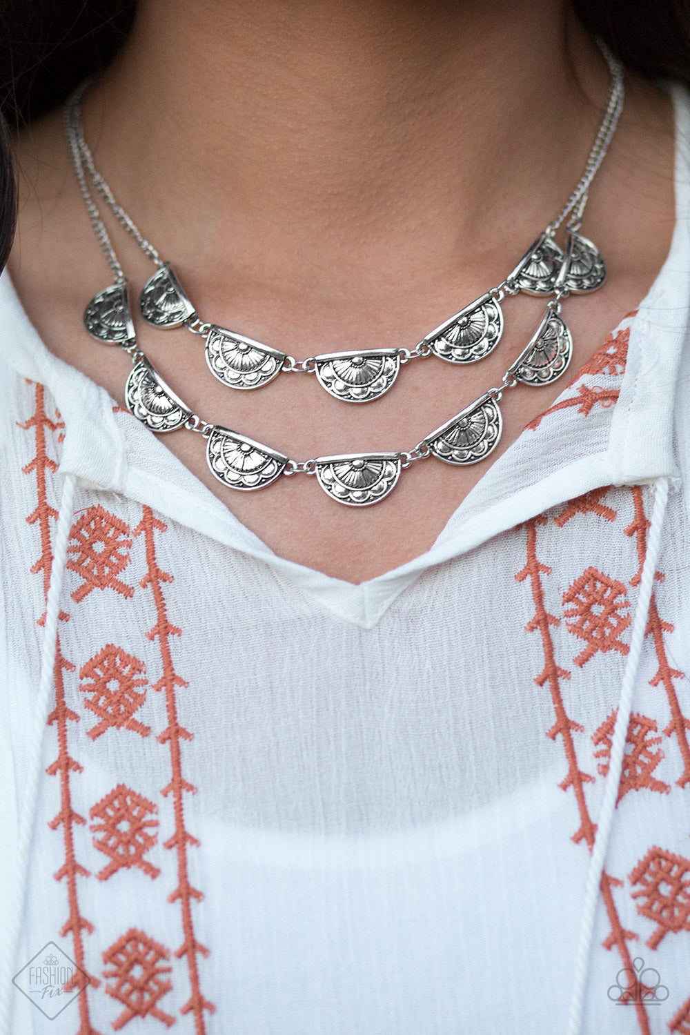 Paparazzi ♥ Harvest Harmony - Silver ♥  Necklace