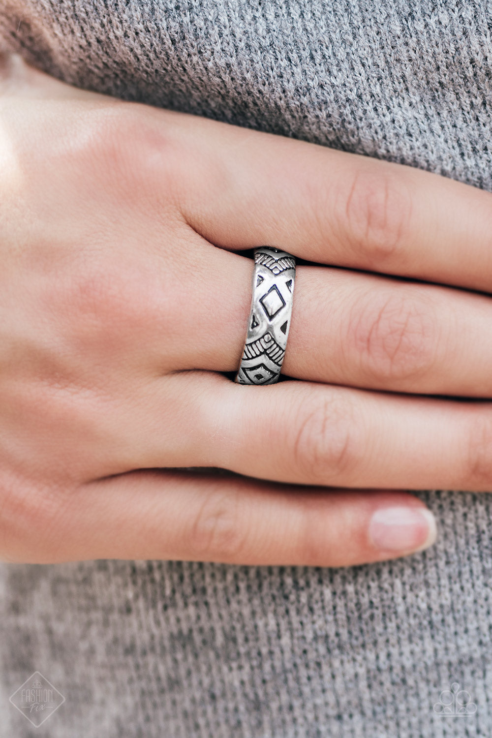 Paparazzi ♥ Urban Chief - Silver ♥  Ring