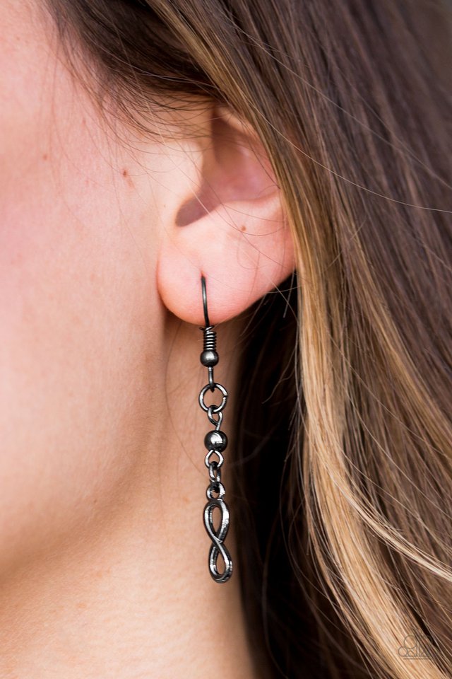 Paparazzi ♥ Infinite Beauty - Black ♥ Necklace